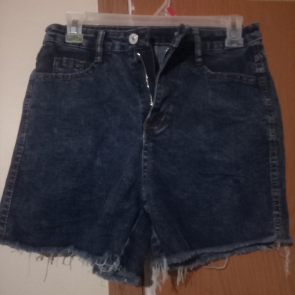 Dark Wash Frayed Hem Jean Shorts